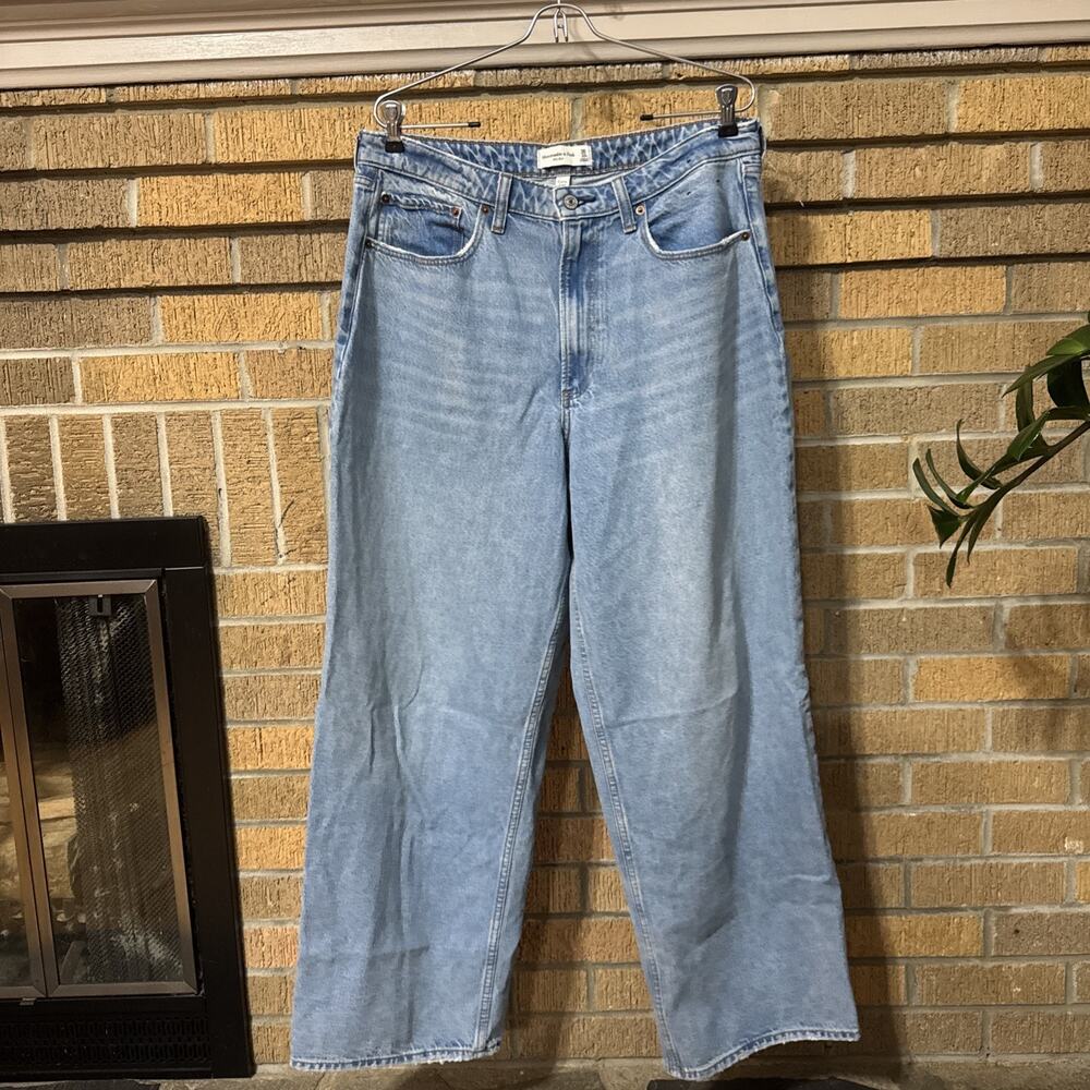 ABERCROMBIE & FITCH Curve-Love Mid Rise Wide Leg Trouser Jeans Size 10 Regular